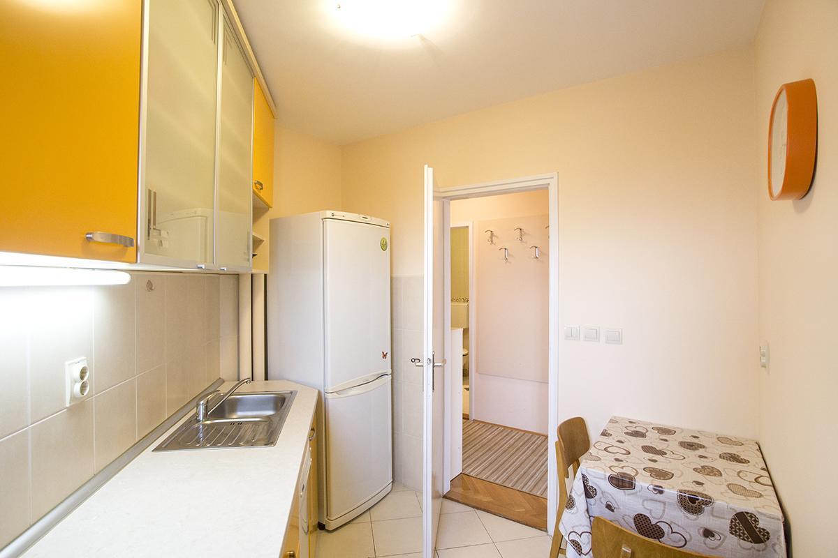 Apartment Loti Belgrado Exterior foto